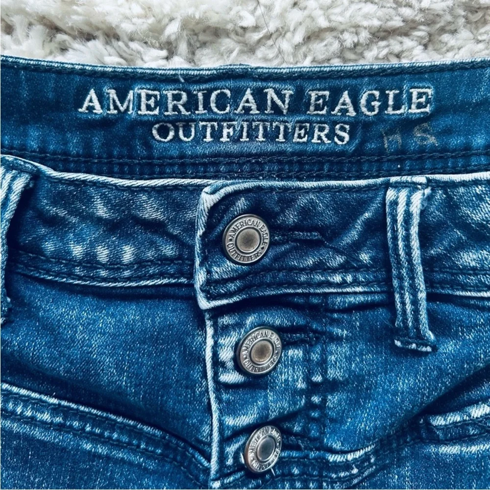 American Eagle jean shorts - Picture 4 of 5